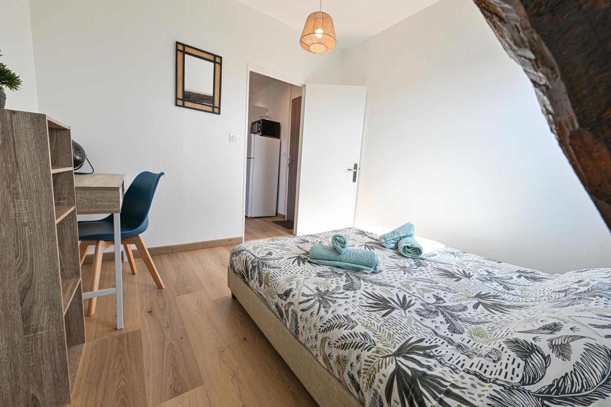 La Belle Rive Du Voyageur Apartment Bellerive sur Allier Bagian luar foto