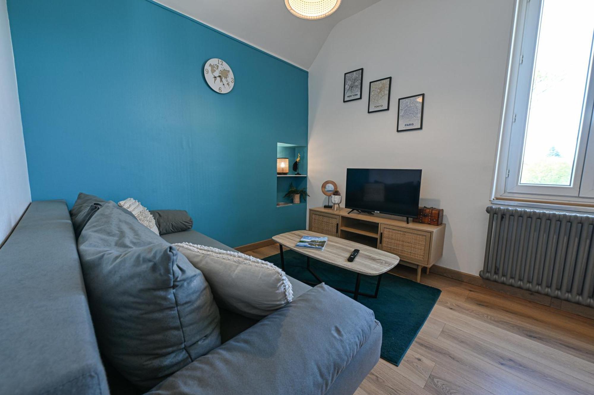 La Belle Rive Du Voyageur Apartment Bellerive sur Allier Bagian luar foto